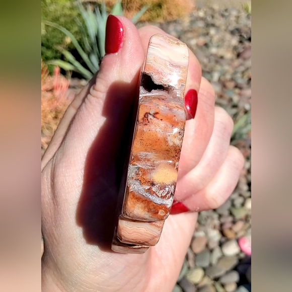 Mexican Crazy Lace Hamsa Carving with Sparkling Druzy - Picture 10 of 17